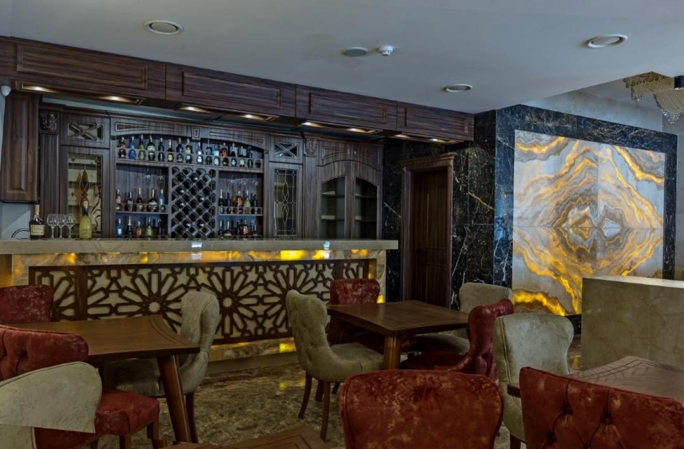 Hotel Aqua Freedom ティビリシ エクステリア 写真